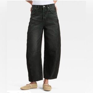 Universal Thread Women's Black Barrel Jeans
